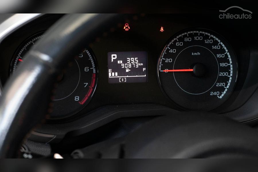 Subaru Xv2.0I Cvt Auto — foto 18 de 29