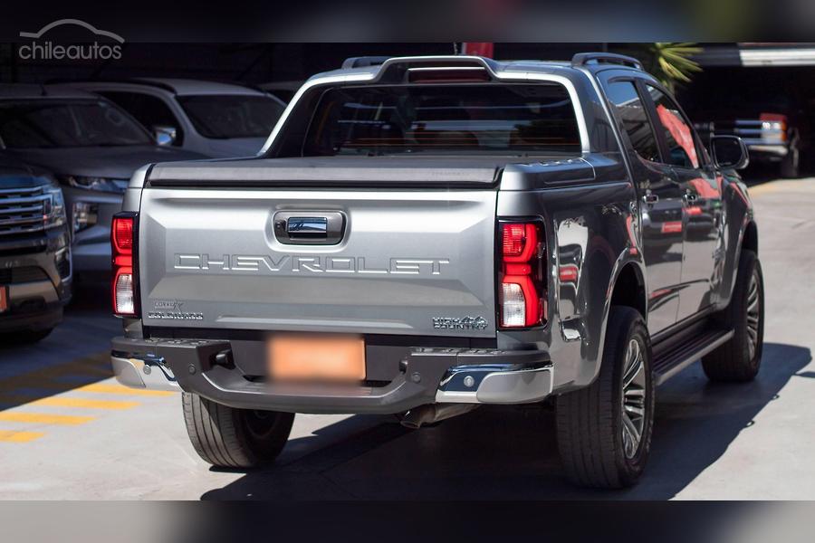 Chevrolet Colorado 2.8T Auto High Country — foto 14 de 28