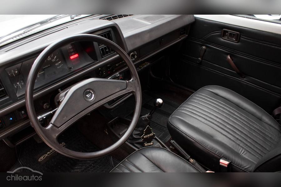 Daihatsu Charade G-20 — foto 17 de 25