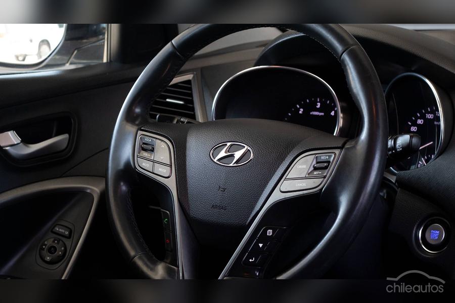 Hyundai Grand Santa Fe2.2 Crdi Gls Full Auto — foto 21 de 26
