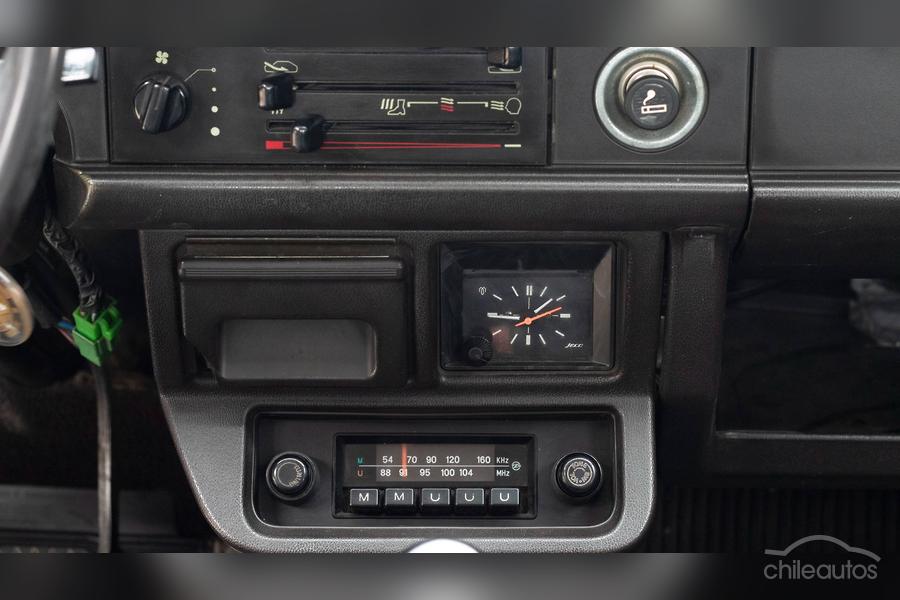 Daihatsu Charade G-20 — foto 24 de 25