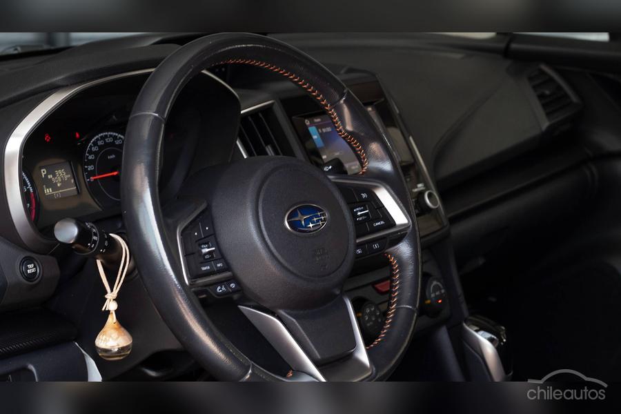 Subaru Xv2.0I Cvt Auto — foto 17 de 29
