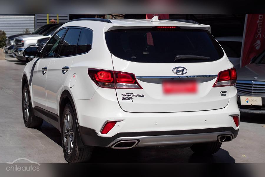 Hyundai Grand Santa Fe2.2 Crdi Gls Full Auto — foto 9 de 26