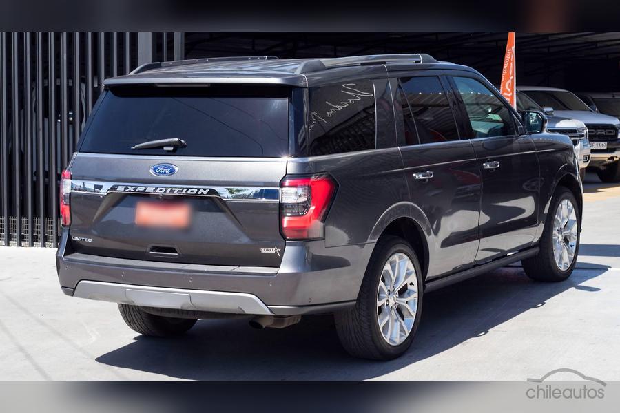 Ford Expedition 3.5 Auto — foto 15 de 26